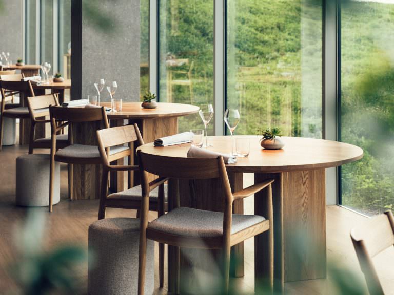 MIDDAG PÅ RESTAURANG ÄNG